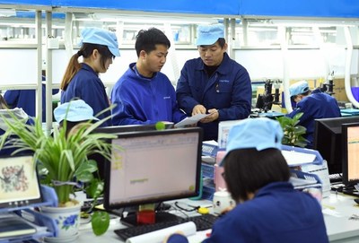 云南曲靖 電子科技產業帶動農民就業增收與電子技術開發雙輪驅動